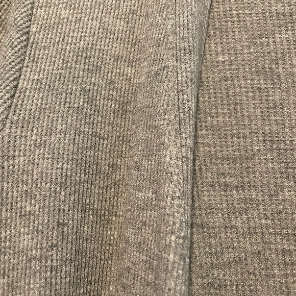 Aerie Robe - Picture 4 of 4